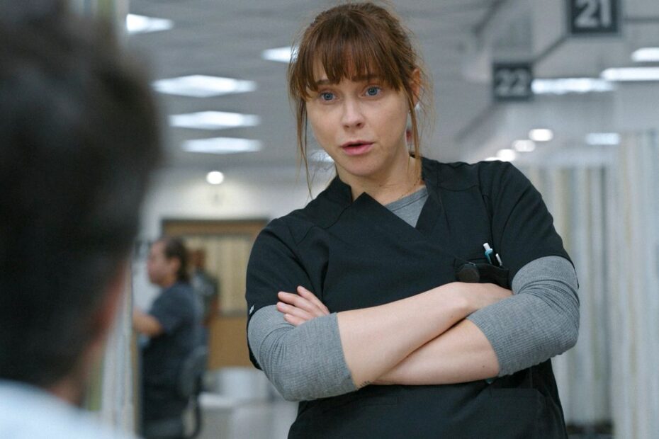 O mistério por trás da tornozeleira de Dr. McKay em The Pitt