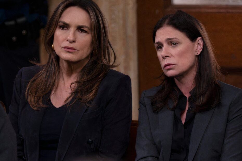 O próximo episódio da 26ª temporada de "Law & Order: Special Victims Unit" promete ser um evento emocionante com um crossover que reunirá "Law & Order" e sua versão derivada, "SVU". Com a estreia marcada para 17 de abril, os fãs estão ansiosos para acompanhar as reviravoltas que essa união poderá trazer. Retornos e Consequências: Estreia do Crossover em SVU