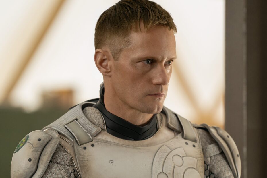 Robô assassino e tímido: Skarsgård brilha no trailer de Murderbot