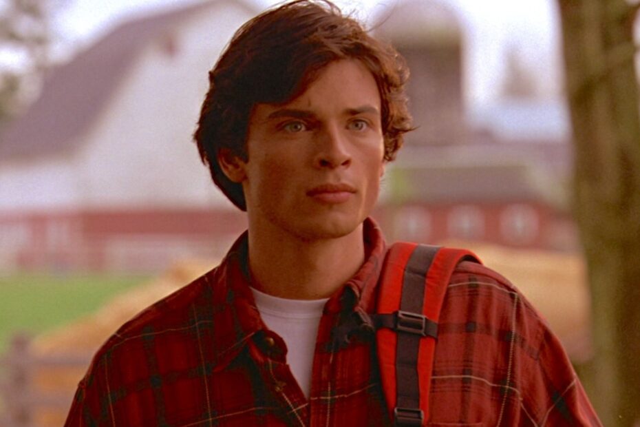 **Tom Welling e sua Relutância em "Noir" de Smallville** Tom Welling quase desistiu de episódio polêmico de Smallville