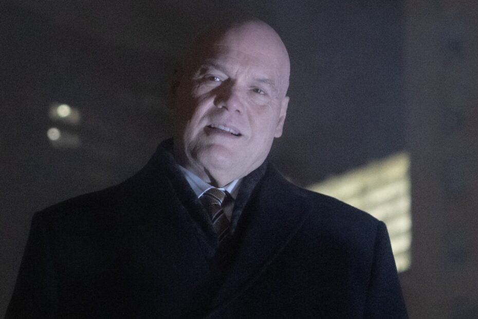 Vincent D'Onofrio, conhecido por sua atuação como Wilson Fisk, o temido Kingpin, fez uma declaração importante sobre o futuro do personagem no universo Marvel. De acordo com o ator, ele não poderá aparecer em filmes, apenas em séries de TV. Isso se deve a questões complexas de direitos que envolvem o personagem. Wilson Fisk só pode ser visto em séries, revela D'Onofrio