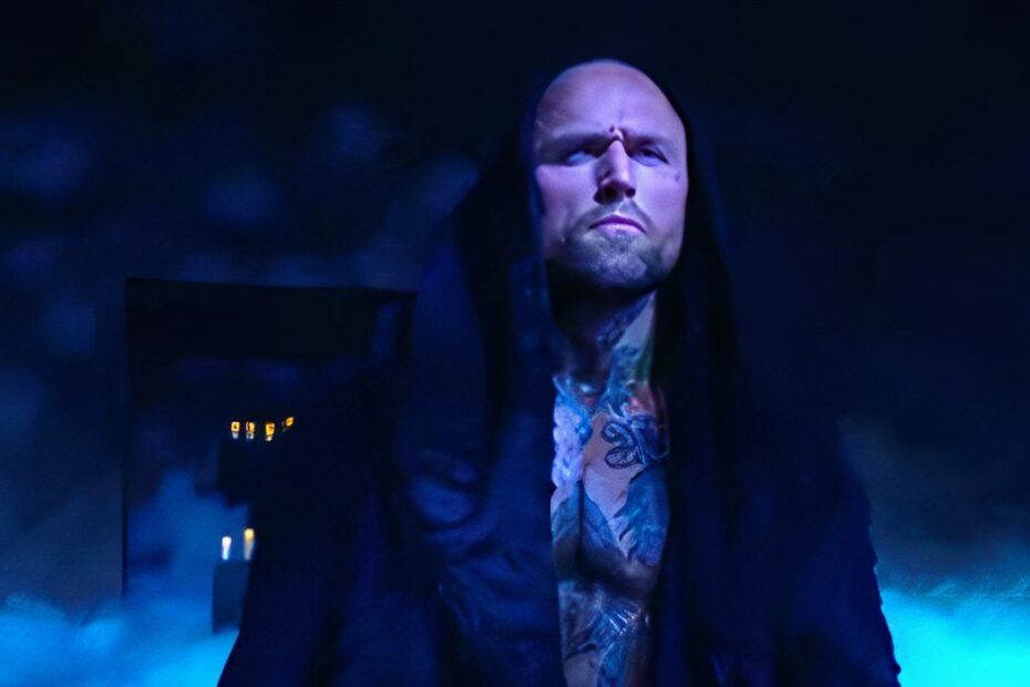 **Aleister Black Retorna ao WWE: A Oportunidade que Não Pode Ser Perdida** A Hora de Impulsionar Aleister Black na WWE é Agora