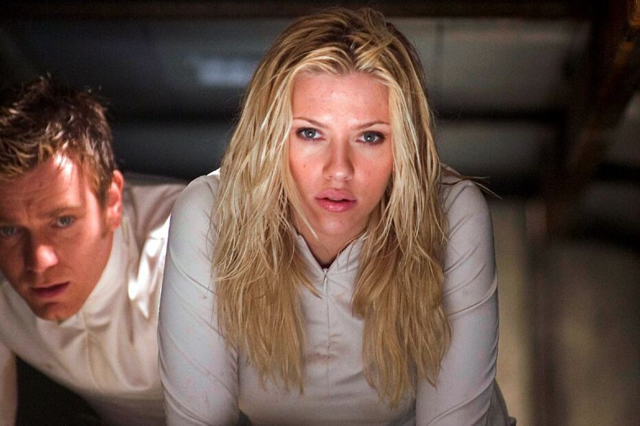 **Scarlett Johansson e Ewan McGregor em O Ilha: Uma Análise do Filme Cativante** A Ilha: A Luta por Liberdade e Questões Humanas Profundas