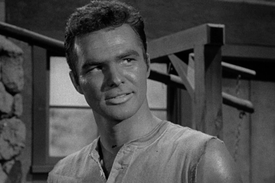 **Por Que Burt Reynolds Deixou Gunsmoke** A Saída de Burt Reynolds de Gunsmoke: Motivos e Consequências