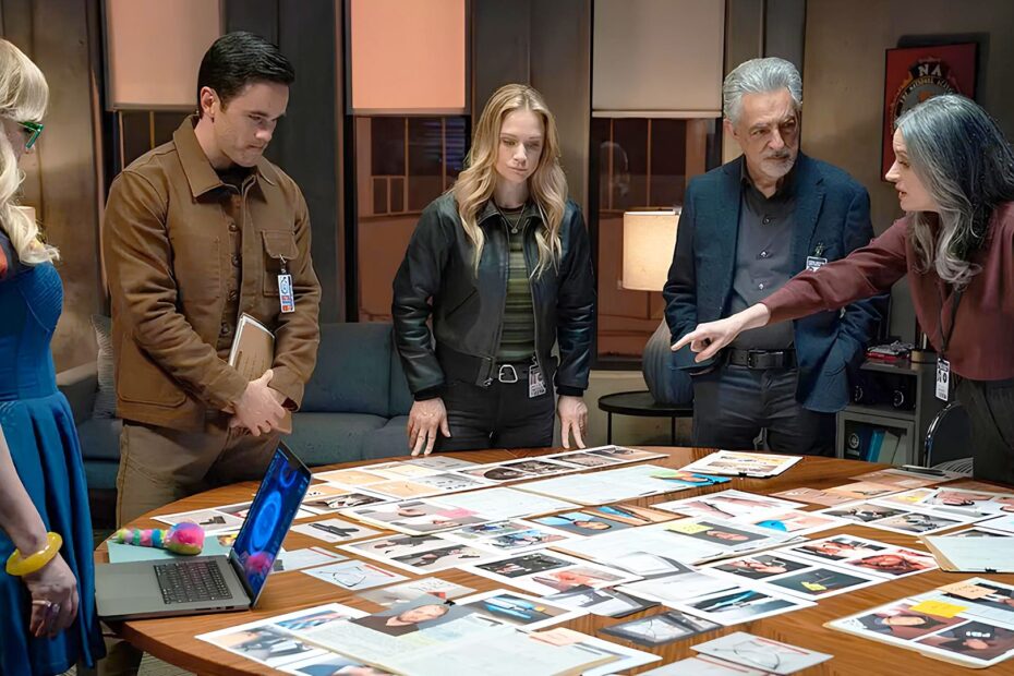 **Criminal Minds: Evolution - Temporada 3: Novos Elencos e Retorno de Personagens** Criminal Minds: Evolução das Mentes e Retornos Surpreendentes