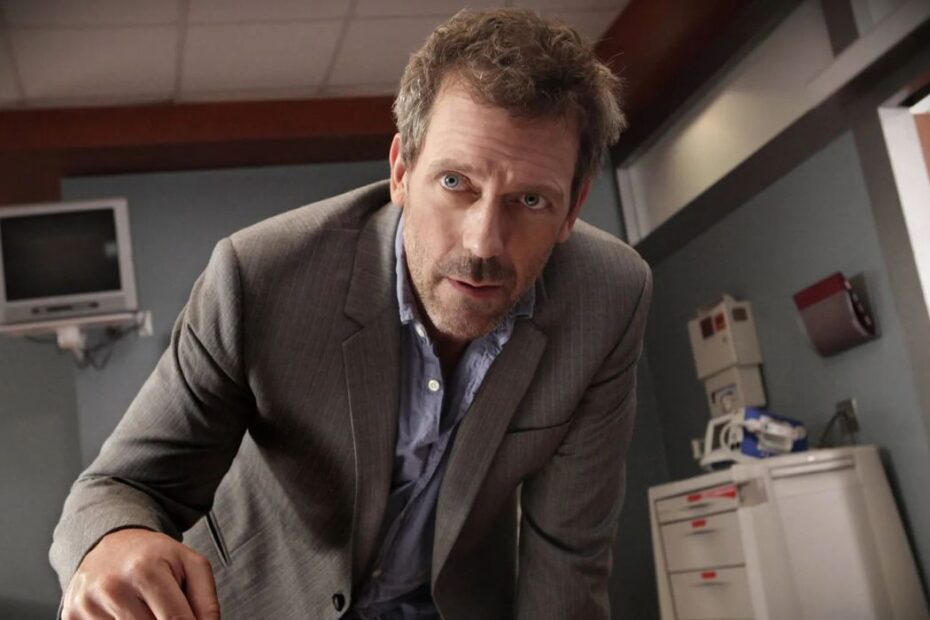 Hugh Laurie em um jogo de poder e vingança em "The Wanted Man"