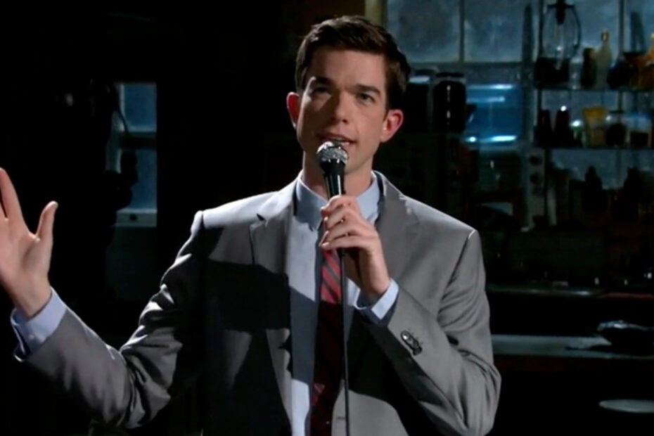 **John Mulaney e seu Sitcom Esquecido** O fracasso esquecido da série de John Mulaney