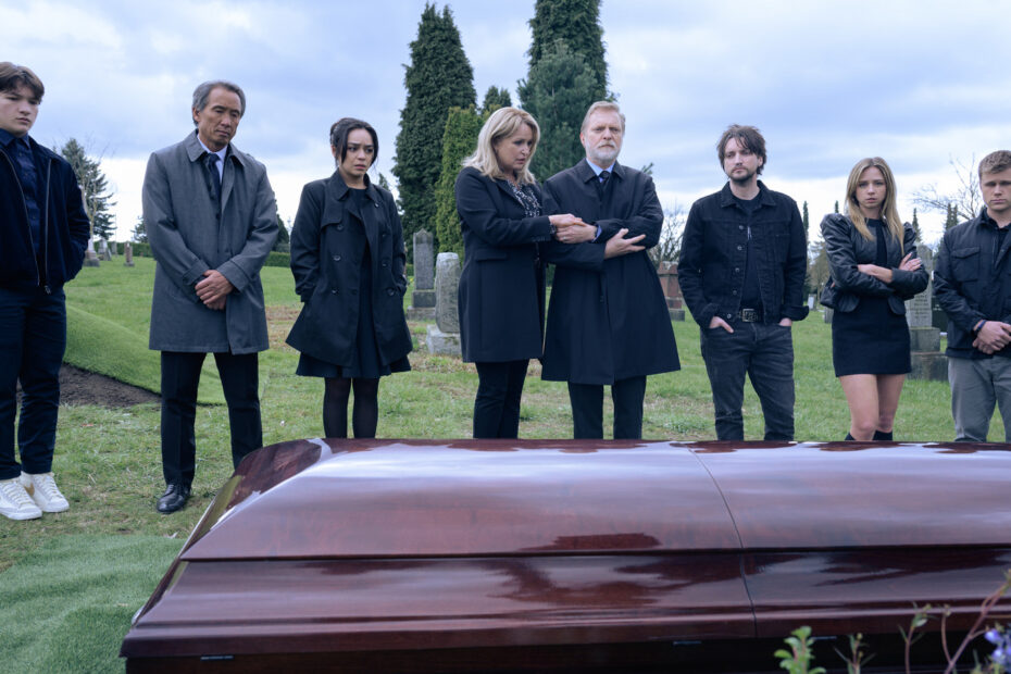 **FINAL DESTINATION: BLOODLINES TRAZ UM HUMOR NEGRO IMPACTANTE EM 2025** O Lado Sombrio do Destino: Risos e Medos em 2025