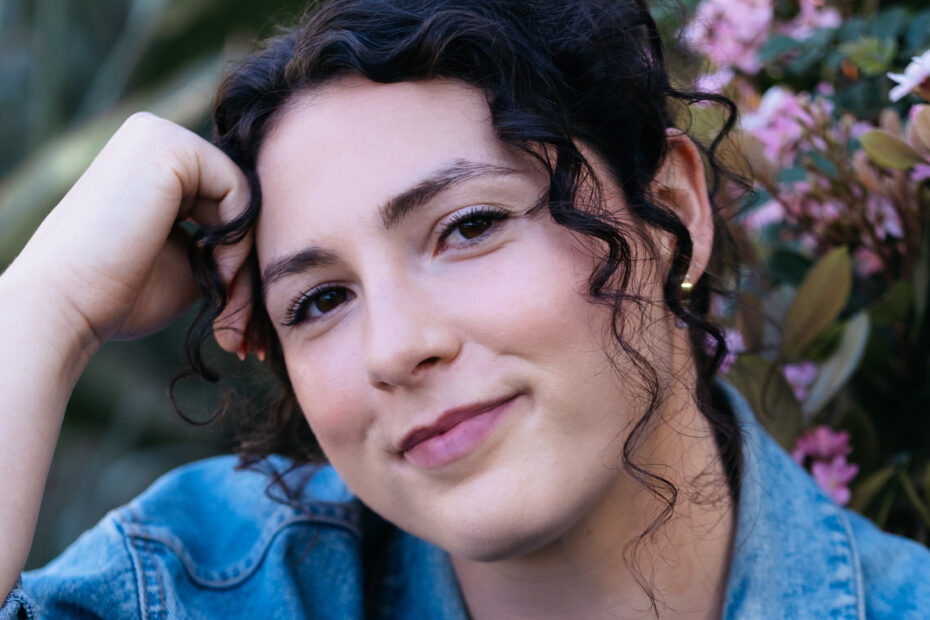 **Apple e The Walsh Company Adquire Roteiro 'Early Action' de Sophie De Bruijn** Sophie De Bruijn: O Talento Revelado na Parceria Surpreendente com a Apple e a Walsh Company