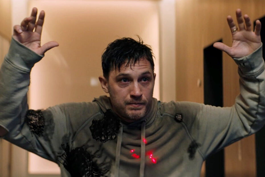 **Tom Hardy e Sua Relação com o DCEU** Tom Hardy e os extremos do universo DCEU no cinema