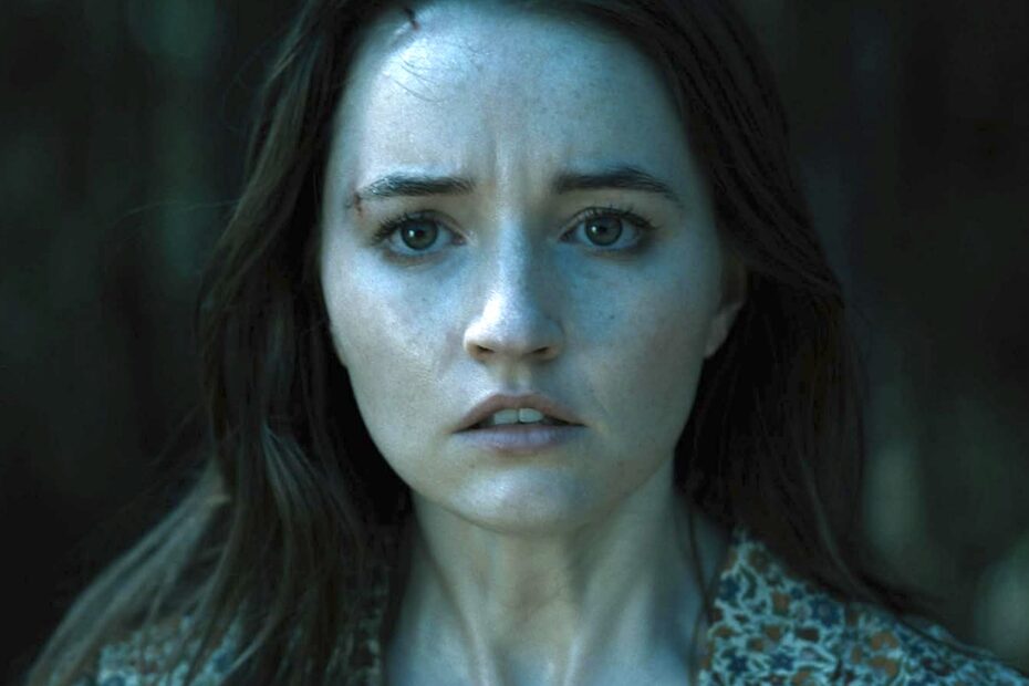 **No One Will Save You: Uma Experiência Única de Sci-Fi e Horror** Confronto Solitário: O Terror Alienígena em No One Will Save You