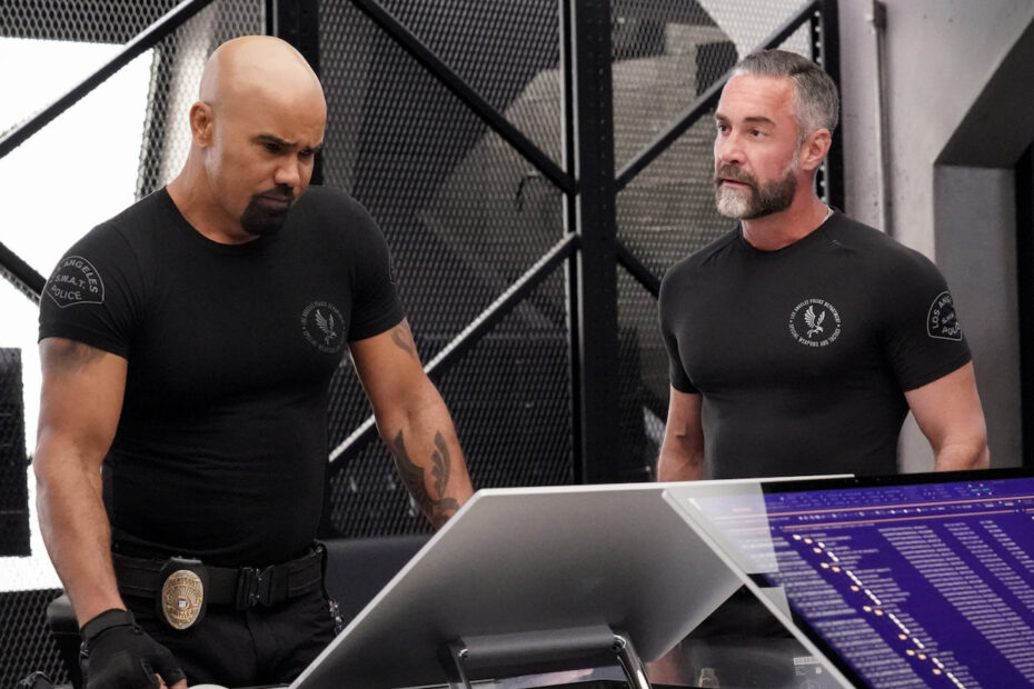 **Jay Harrington comente sobre o spinoff S.W.A.T. EXILES** Jay Harrington fala sobre surpresa de spinoff em Exiles