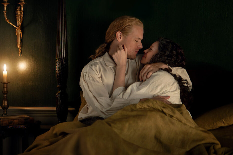 **Bloopers da Sétima Temporada de Outlander** Momentos divertidos de Jamie e Claire em Outlander na cama