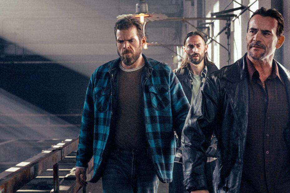 **CM Punk e Seu Lado Vilão em Revival: Bloodlines** A Faceta Sombria de CM Punk em Revival de Bloodlines