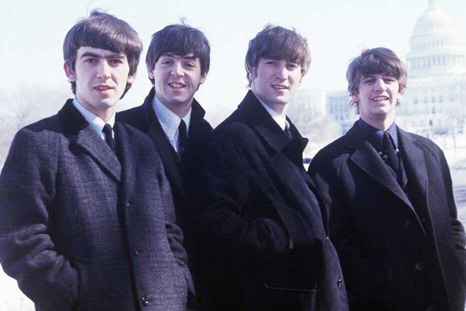 **A Decisão dos Beatles de Parar de Fazer Turnês em 1966 e Suas Consequências Musicais** A Revolução Musical dos Beatles Sem Shows ao Vivo