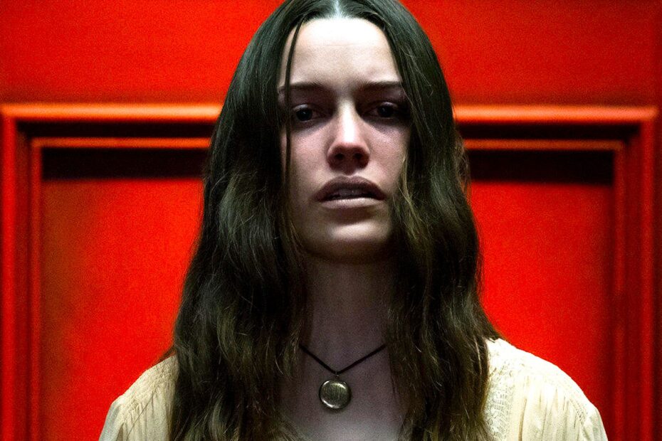 **A Maldição da Residência Hill: Um Clássico do Terror na Netflix** Mistérios e Horrores: O Legado de A Maldição da Residência Hill