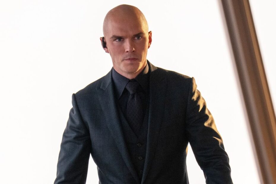 'Superman' Star Nicholas Hoult Revela Visão Desencorajadora sobre Possível Retorno à MCU em 'Avengers: Secret Wars' Nicholas Hoult: Possível Retorno como Bestia em 'Avengers: Secret Wars'