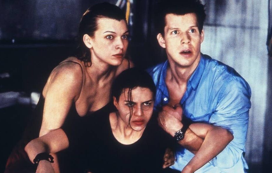 **Novo filme de Resident Evil promete inovação, diz diretor** "Novo Resident Evil: O que esperar desta adaptação explosiva?"