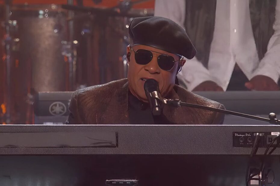 **Stevie Wonder: A Lenda da Música Que Não Pensa em Se Aposentar** Stevie Wonder: O Músico Imortal que Desafia o Tempo