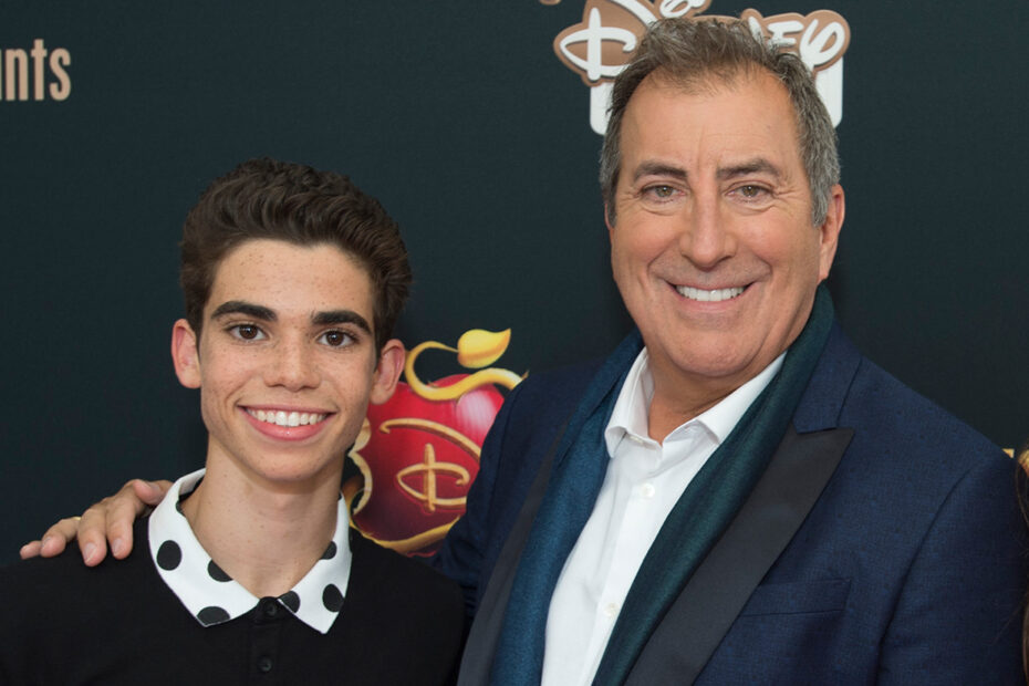 **Kenny Ortega Homenageia Cameron Boyce no Décimo Aniversário de Descendants** Kenny Ortega lembra Cameron Boyce ao celebrar 10 anos de Descendants