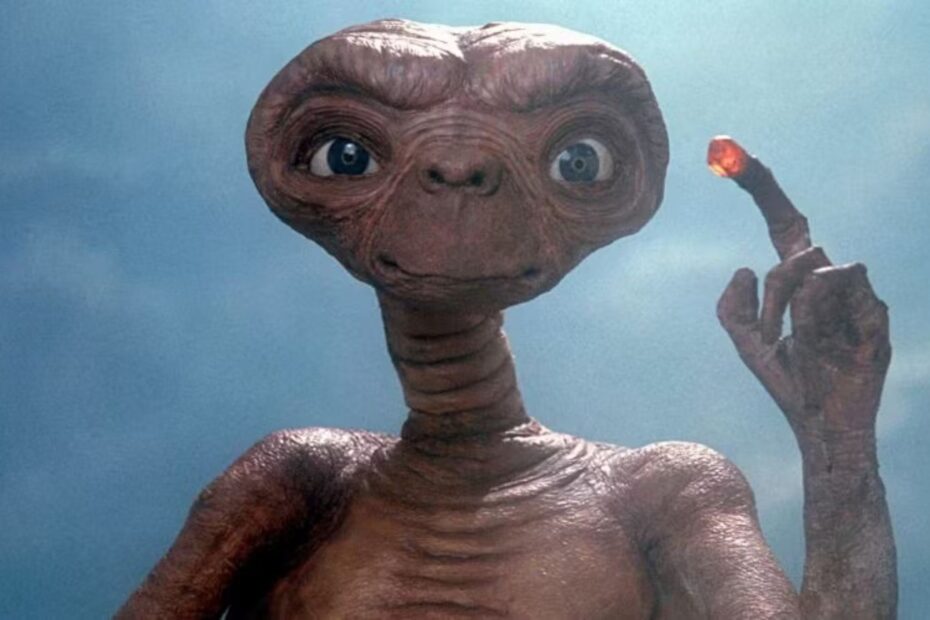 **10 Momentos de Filmes Que Você Lembra Errado** Momentos de filmes que todos lembram errado