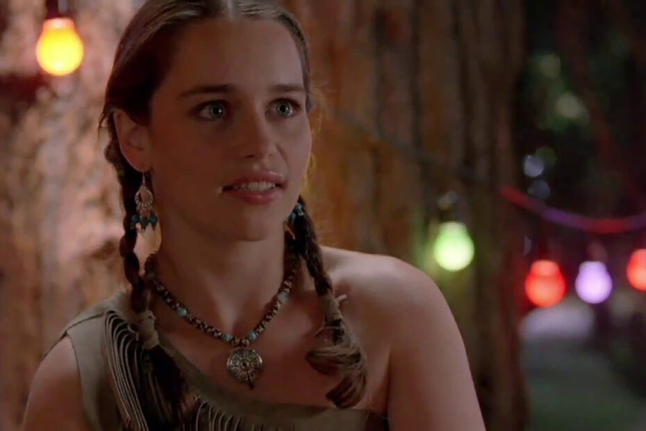 O lado bizarro da carreira de Emilia Clarke antes de Game of Thrones
