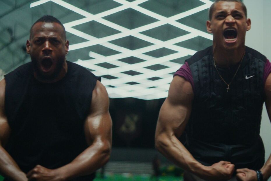 **JORDAN PEELE LEVA O TERROR AOS CAMPOS COM O FILME "HIM"** Terror e Esporte: O Lado Sombrio do Futuro no Cinema