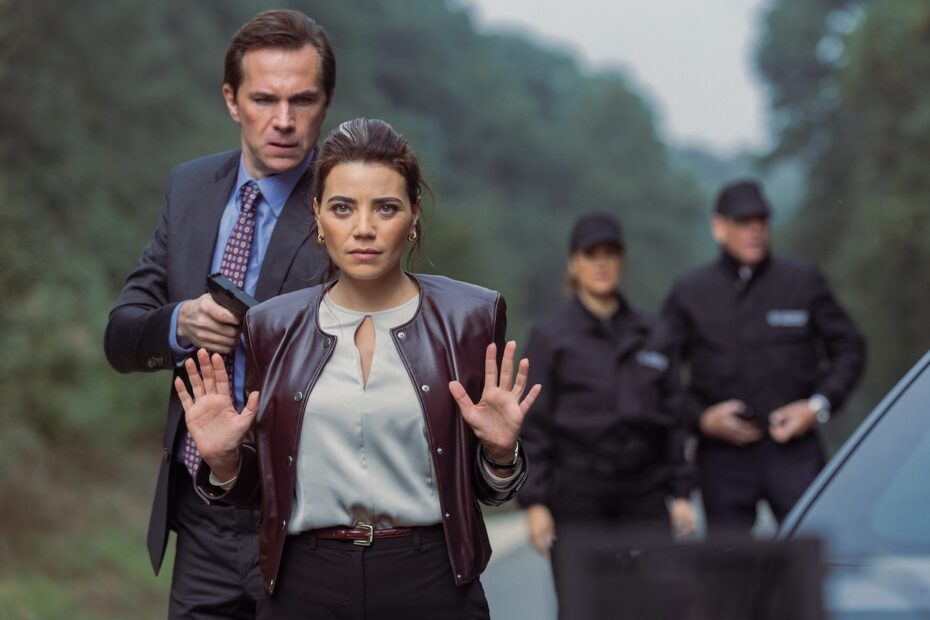 **NCIS: Tony & Ziva - O Impacto da Morte de Henry na Série** A Morte Surpreendente que Mudará Tudo em NCIS Tony & Ziva