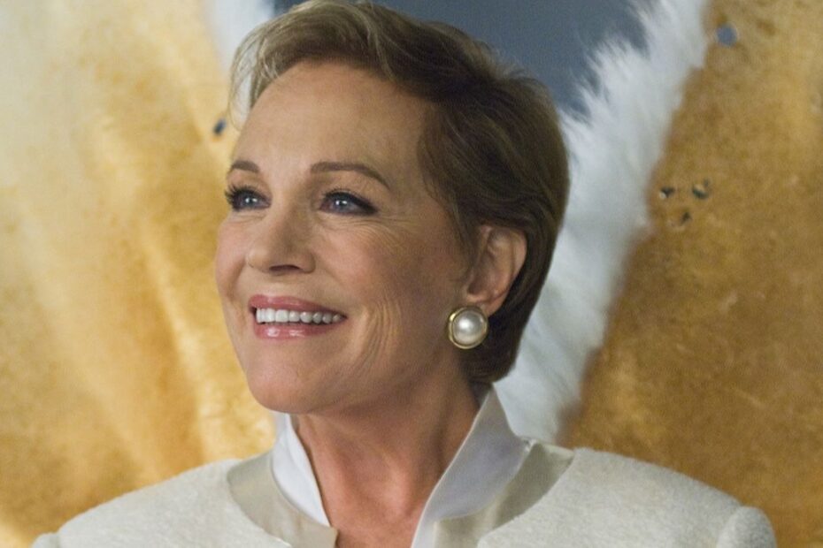 **Dame Julie Andrews Brilha na Cerimônia do Emmy 2025** Julie Andrews Brilha no Emmy e Reinventa Lady Whistledown