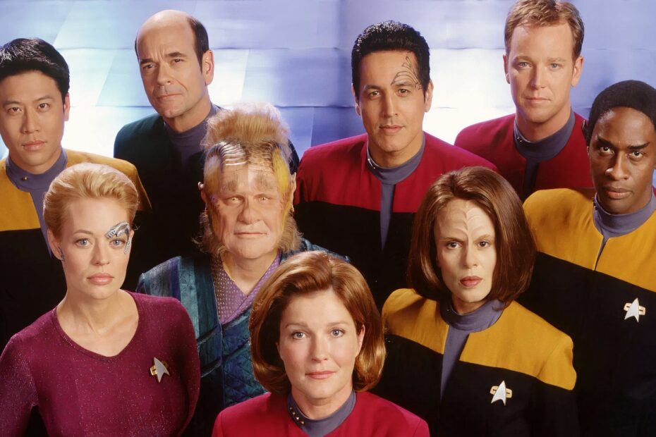 **Star Trek: Voyager: Homecoming e o Retcon do Almirante Paris** Nova série de Star Trek: Voyager revela traição chocante após retorno