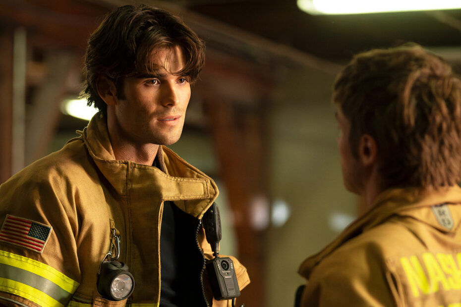 9-1-1: Nashville – Episódio 2: Emoções à Flor da Pele Um final chocante: quem está à beira da morte em Nashville?