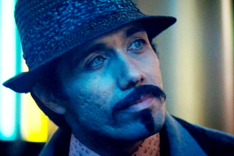 A Influência de Edward James Olmos em Blade Runner e o Estilo do Filme A Visão de Edward James Olmos em Blade Runner e seu Legado