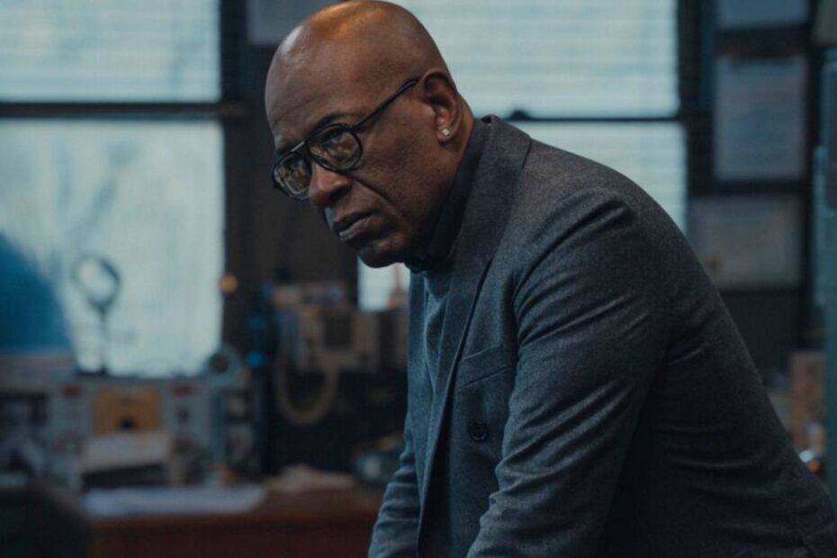 Lennie James fala sobre seu novo personagem em Mayor of Kingstown