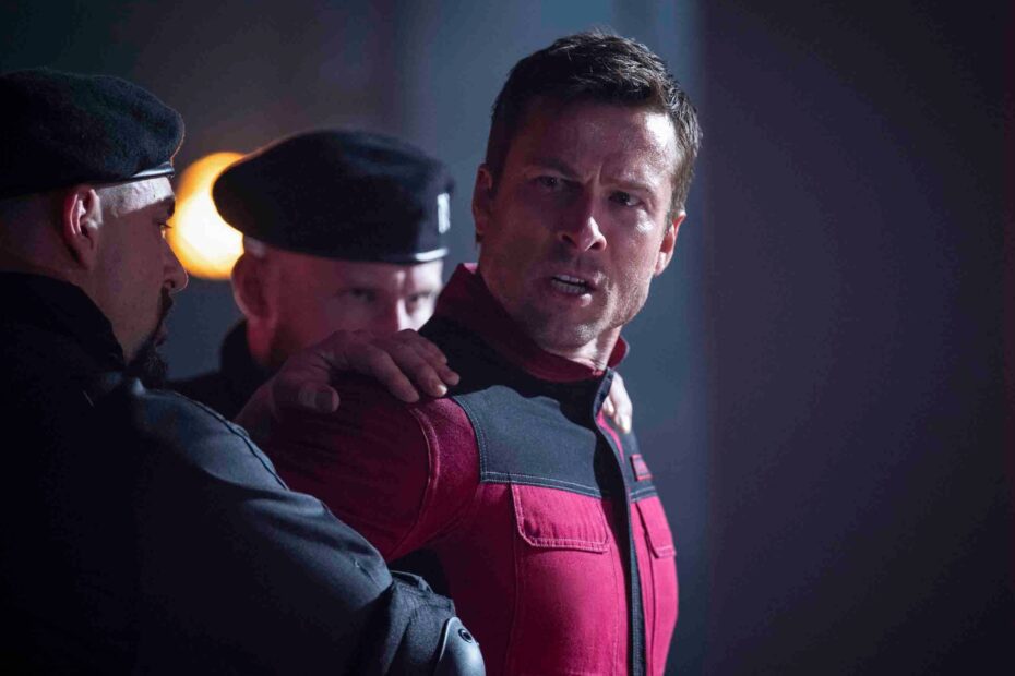Novo Filme de Stephen King Mantém Tendência de 21 Anos no Rotten Tomatoes, Mas Há um Problema "Novo 'The Running Man': A Aposta Arriscada de Stephen King"