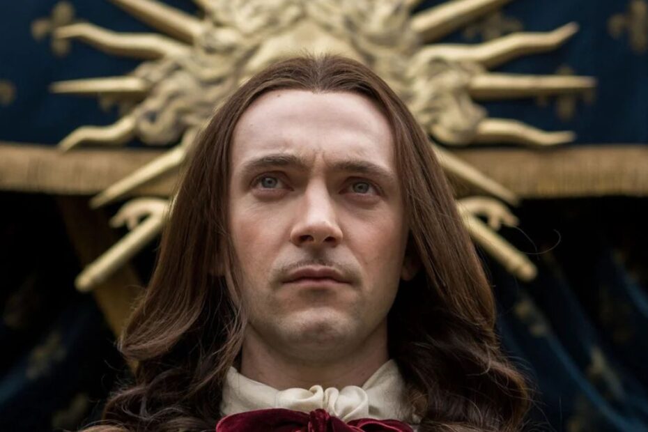 'Versailles': A Glamurosa Trilha Histórica do Rei Sol agora Disponível para Binge-Watching Poder e Paixão: Descubra os Segredos de Versalhes