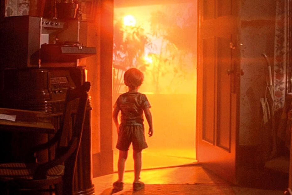 Steven Spielberg retorna com filme misterioso sobre OVNIs e provoca mais dúvidas com primeira imagem Novo Filme de Spielberg sobre UFOs Promete Grande Mistério