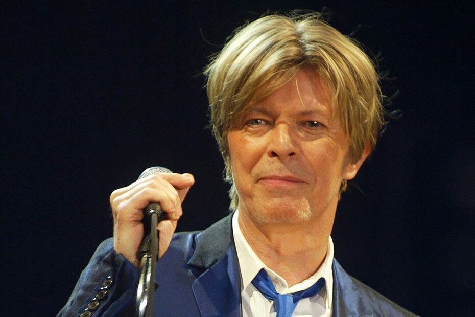 10 Anos Sem David Bowie: A Imortalidade de Blackstar A Última Sinfonia: O Legado Imortal de Blackstar