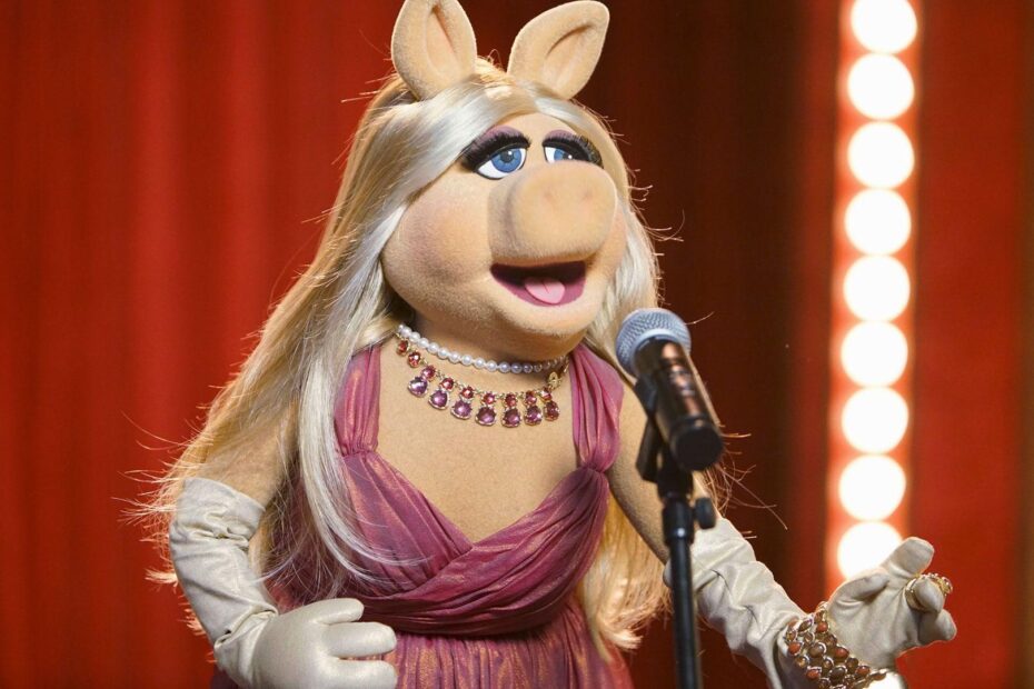 Emma Stone e Jennifer Lawrence: A Nova Era de Miss Piggy no Cinema Miss Piggy Renova Sua Magia: O Filme que Todos Esperam