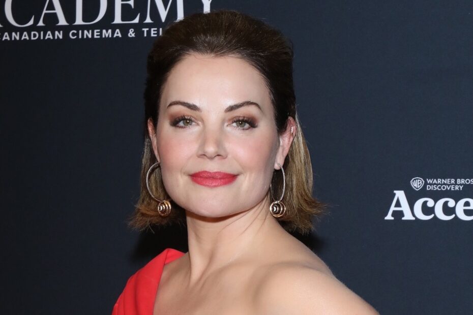 Erica Durance e o Reencontro dos Astros de Smallville em "Tracker" Reunião de Smallville promete surpresas e rivalidades nas Olimpíadas