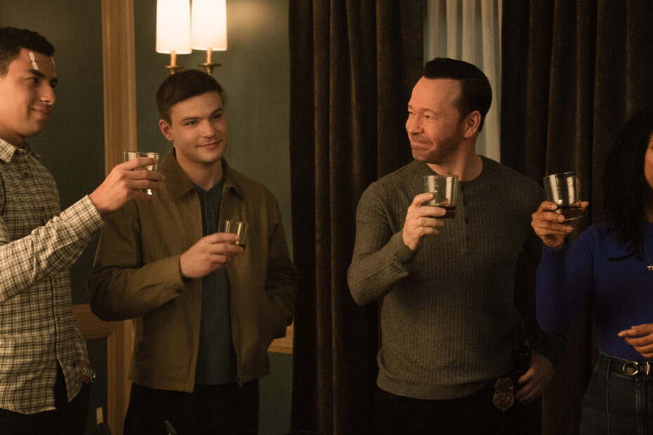 Boston Blue: Um Novo Capítulo na Famosa Saga Policial da CBS Boston Blue transforma drama policial com revelações e novos laços