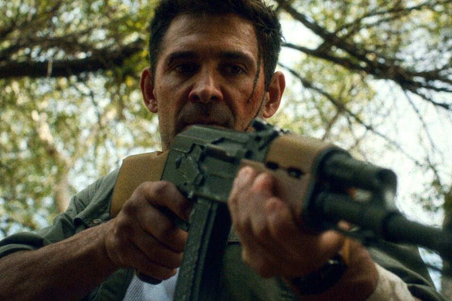 Bren Foster brilha em Mexicali, novo ícone do cinema de ação