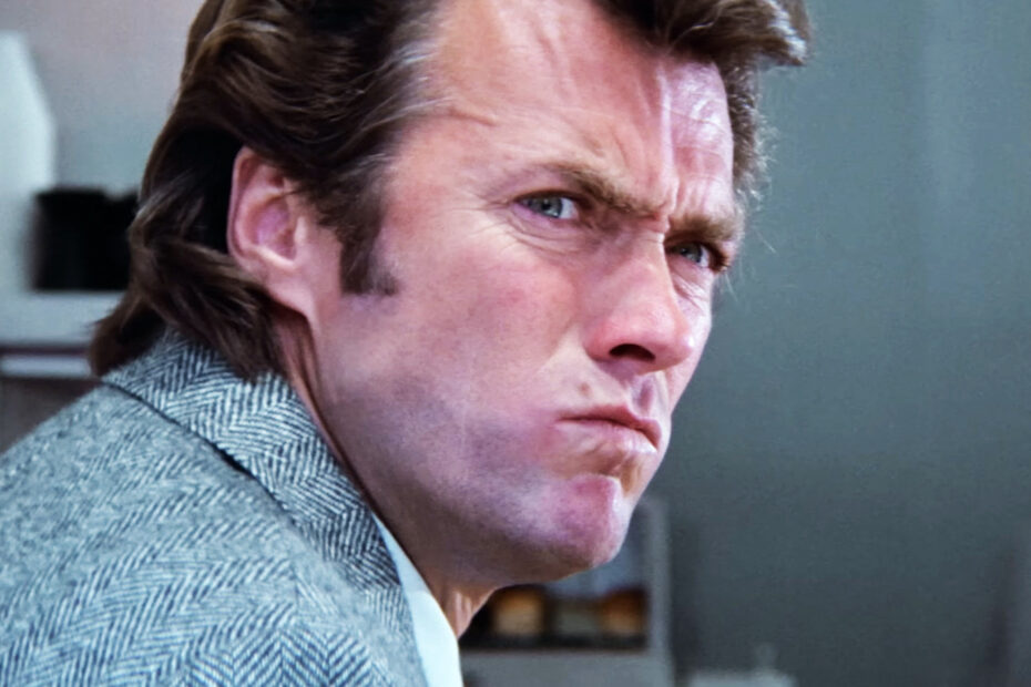 Clint Eastwood é um dos nomes mais icônicos da história do cinema, conhecido por seus papéis marcantes e sua direção notável. Em uma revelação surpreendente, o astro declarou seu apreço por uma comédia que satiriza a indústria cinematográfica: "Tropic Thunder". Clint Eastwood elogia comédia Tropic Thunder e revela seu lado leve