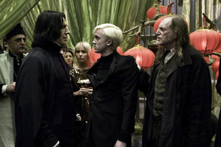 Draco Malfoy: O Inesperado Símbolo do Ano Novo Chinês Draco Malfoy e a surpreendente conexão com o Ano Novo Chinês