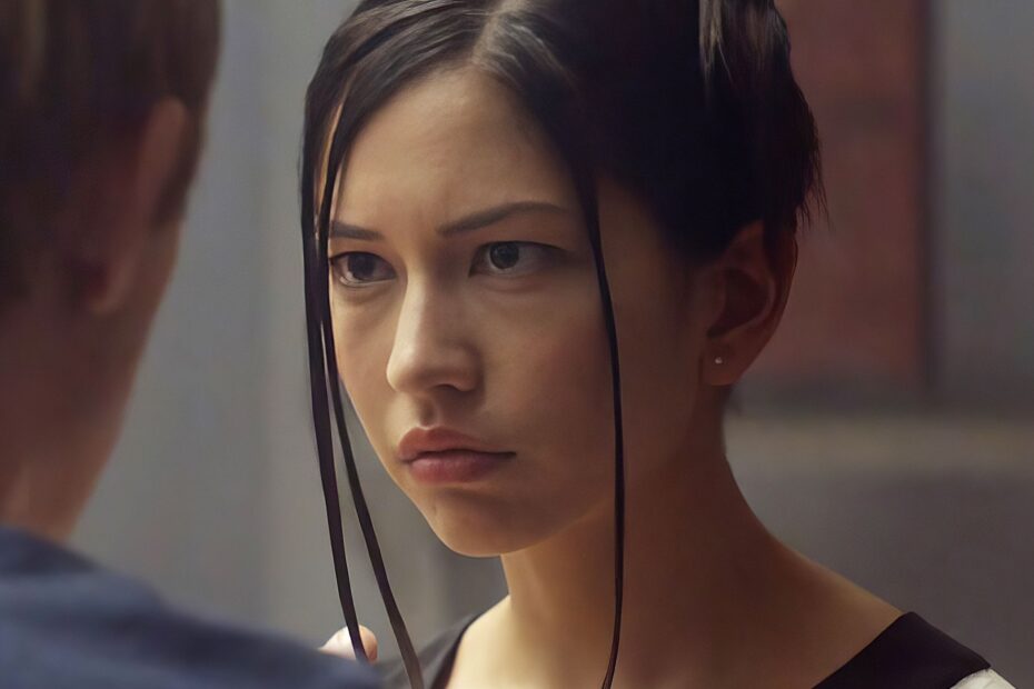 **O Clássico Contemporâneo Ex Machina no Streaming Gratuito** Ex Machina chega ao Plex: uma reflexão sobre inteligência artificial