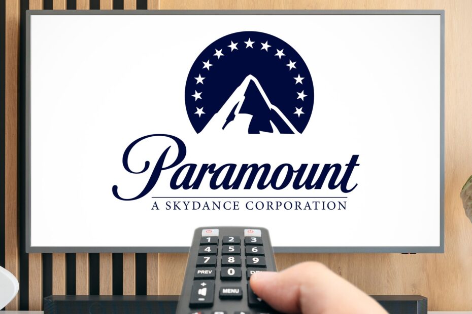 A recente aquisição da Warner Bros. Discovery pela Paramount Skydance, avaliada em aproximadamente 110 bilhões de dólares, promete provocar uma revolucionária reestruturação no mercado de entretenimento e, em particular, no setor de TV a cabo. Este movimento estratégico surge em um momento em que a indústria enfrenta desafios significativos, como a queda no número de assinantes de serviços de TV tradicionais e dificuldades financeiras enfrentadas por gigantes do setor. Fusão Paramount e Warner: o futuro da TV e do streaming em jogo