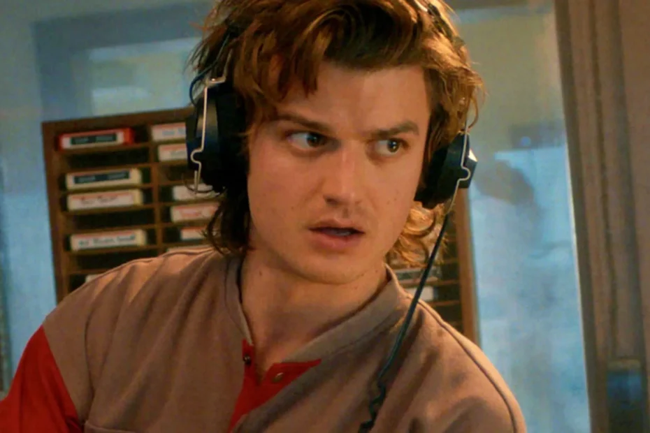 Joe Keery Responde a Rumores Sobre Papel no MCU: O Que Esperar? Joe Keery Pode Ser o Novo Harry Osborn no MCU?