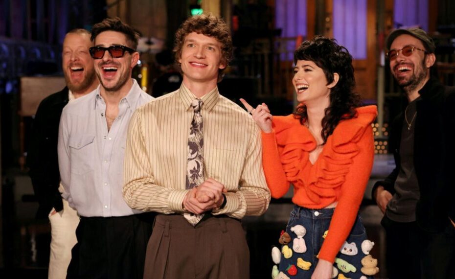 SNL com Connor Storrie, a estreia de Marshals, o drama DTF St. Louis e os destaques do Actor Awards 2026 SNL e novas séries promissoras agitam o entretenimento deste mês