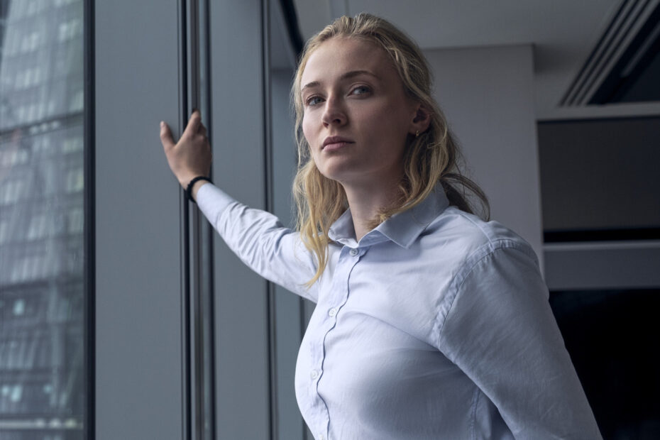 Sophie Turner brilha como Zara em novo thriller da Prime Video