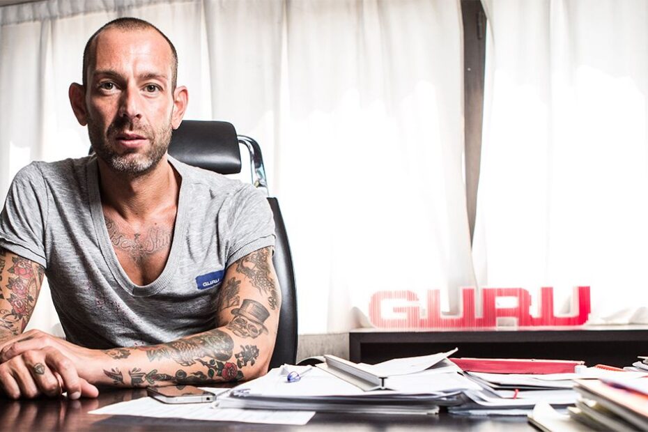 Matteo Cambi e a minissérie "Guru" – A trajetória de um ícone da moda A trajetória de Matteo Cambi: superação e transformação na moda