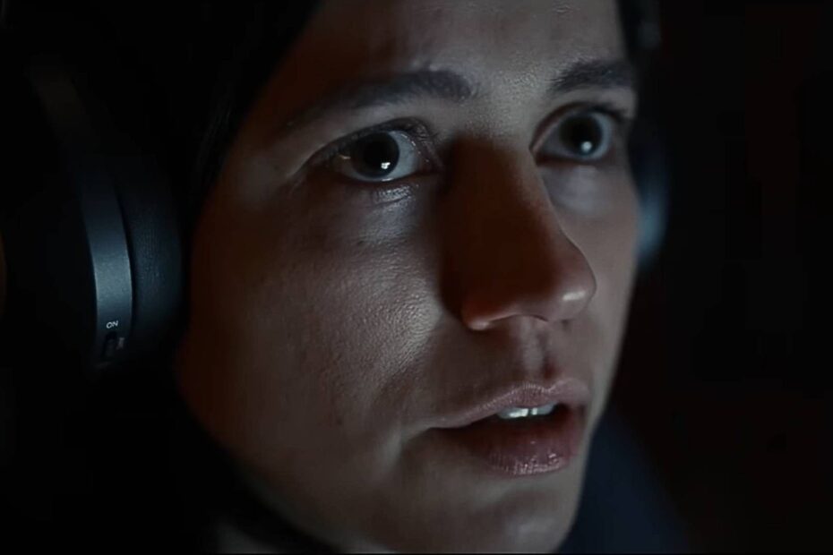 **Endereço da ambiguidade: Entenda o final de Undertone e o que acontece com Evy** Ambiguidade e horror psicológico marcam o destino de Evy em Undertone